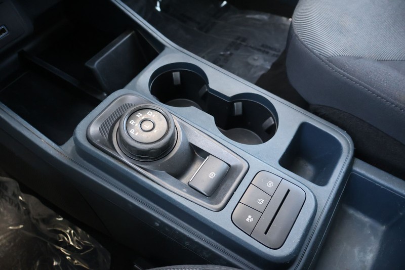 Ford Maverick Vehicle Full-screen Gallery Image 30