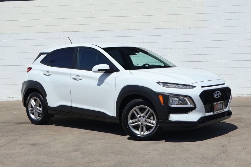 Hyundai Kona Vehicle Full-screen Gallery Image 01
