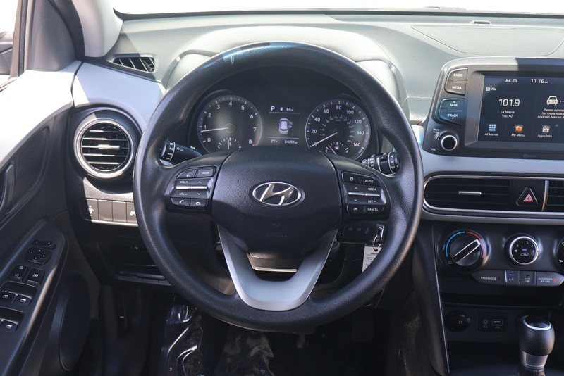 Hyundai Kona Vehicle Full-screen Gallery Image 22