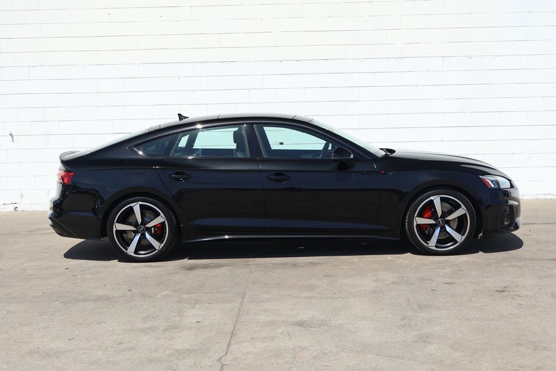 Audi A5 Sportback Vehicle Full-screen Gallery Image 04
