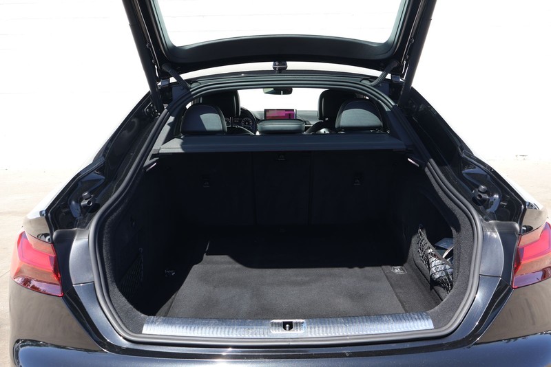 Audi A5 Sportback Vehicle Full-screen Gallery Image 08