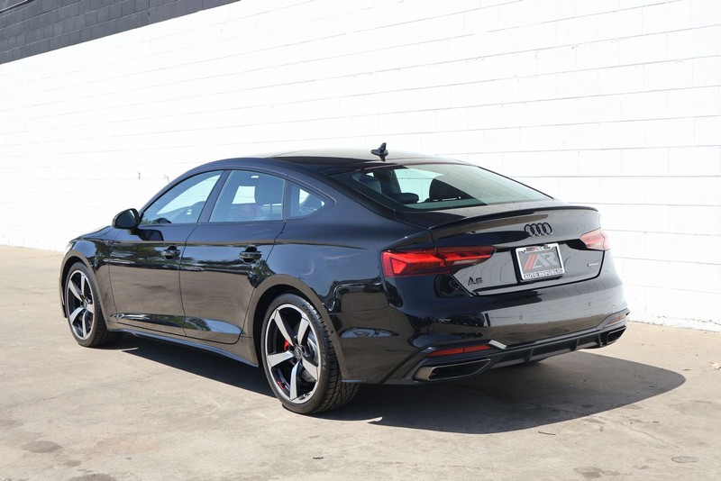 Audi A5 Sportback Vehicle Full-screen Gallery Image 10