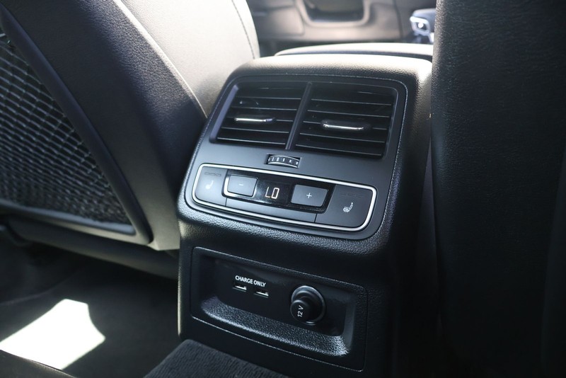 Audi A5 Sportback Vehicle Full-screen Gallery Image 22