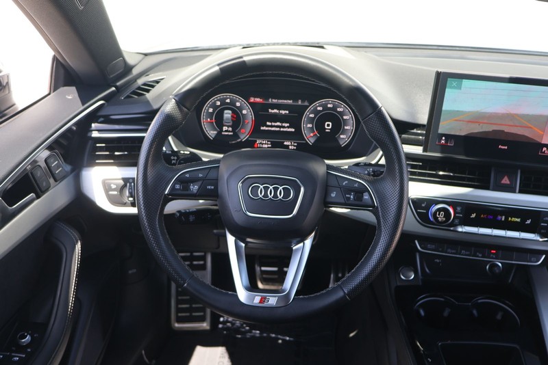 Audi A5 Sportback Vehicle Full-screen Gallery Image 25