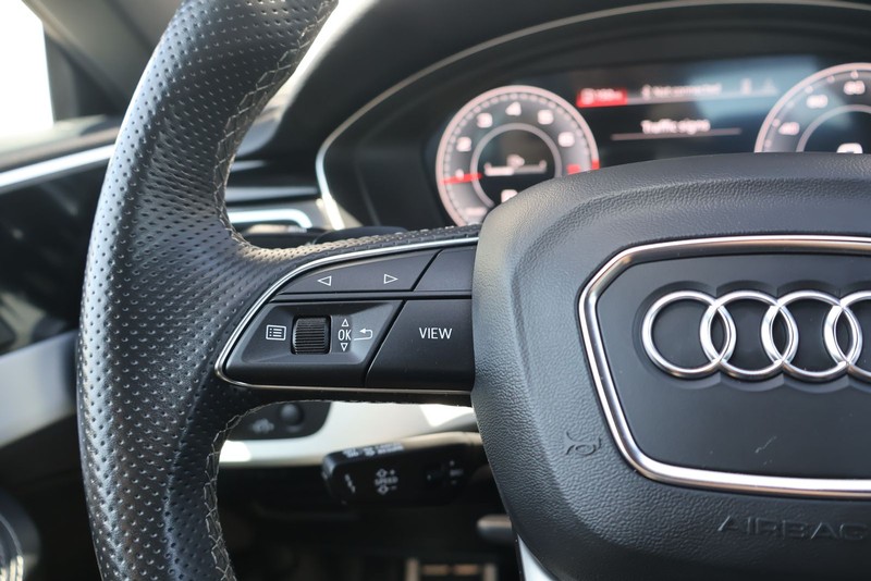 Audi A5 Sportback Vehicle Full-screen Gallery Image 26