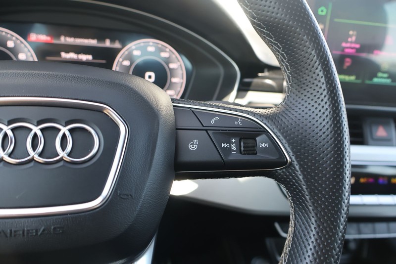 Audi A5 Sportback Vehicle Full-screen Gallery Image 27