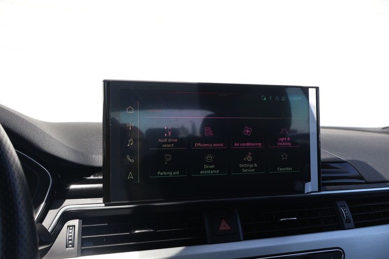 Audi A5 Sportback Vehicle Full-screen Gallery Image 30