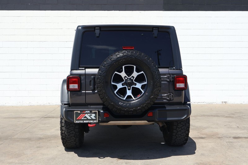 Jeep Wrangler Vehicle Full-screen Gallery Image 06