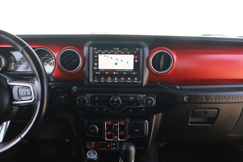 Jeep Wrangler Vehicle Full-screen Gallery Image 25