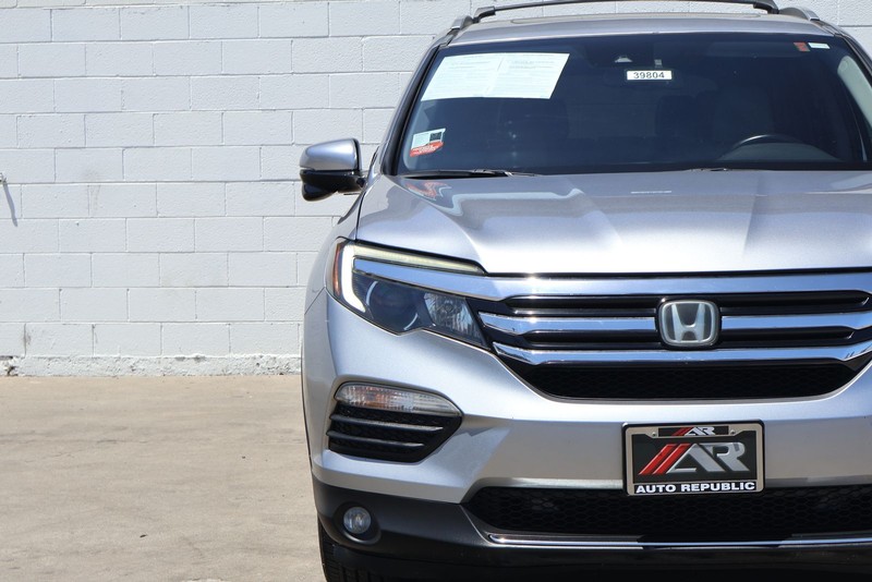 Honda Pilot Vehicle Full-screen Gallery Image 03