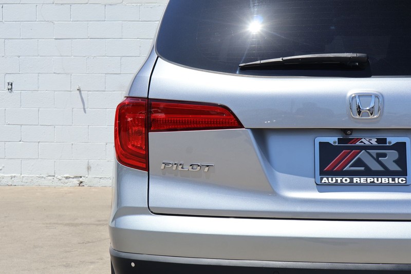 Honda Pilot Vehicle Full-screen Gallery Image 07