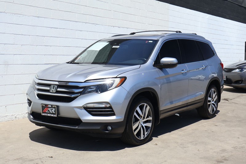 Honda Pilot Vehicle Full-screen Gallery Image 12