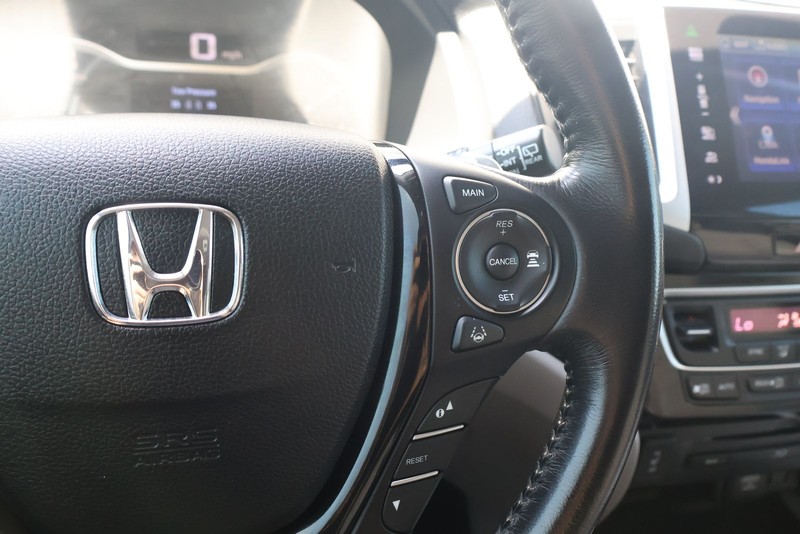 Honda Pilot Vehicle Full-screen Gallery Image 30