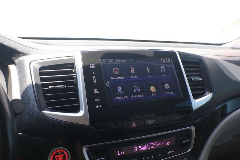Honda Pilot Vehicle Full-screen Gallery Image 32