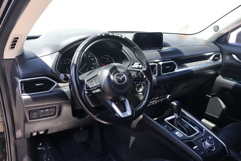 Mazda CX-5 Vehicle Full-screen Gallery Image 16