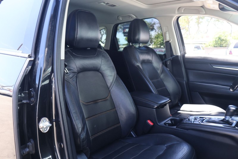 Mazda CX-5 Vehicle Full-screen Gallery Image 20
