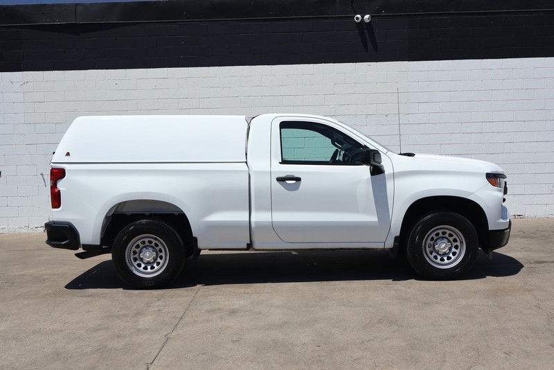 Chevrolet Silverado 1500 Vehicle Full-screen Gallery Image 01