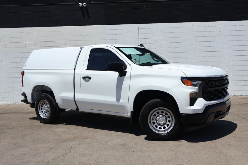 Chevrolet Silverado 1500 Vehicle Full-screen Gallery Image 02