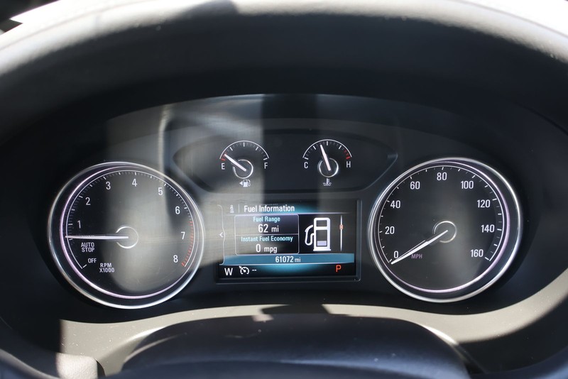 Buick Enclave Vehicle Full-screen Gallery Image 24