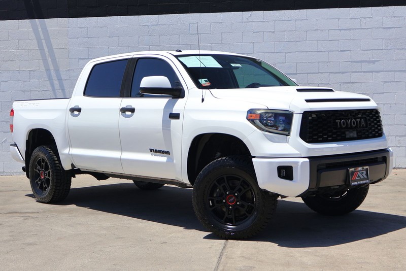 Super White 2019 Toyota Tundra Pickup Truck Four-Wheel Drive Automatic