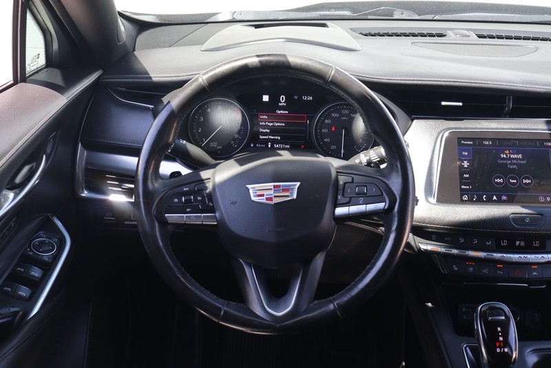 Cadillac XT4 Vehicle Full-screen Gallery Image 23