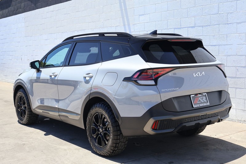 Kia Sportage Vehicle Full-screen Gallery Image 10