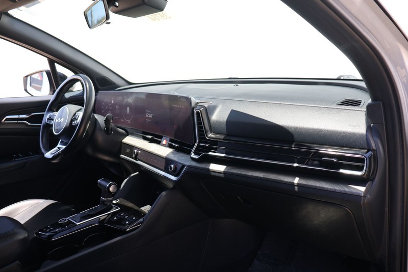 Kia Sportage Vehicle Full-screen Gallery Image 19