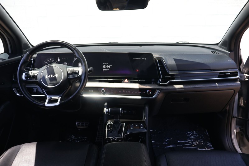 Kia Sportage Vehicle Full-screen Gallery Image 22