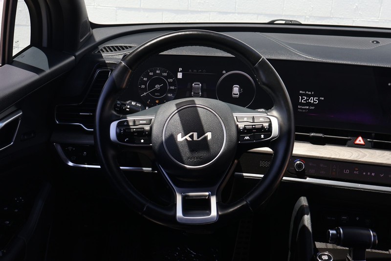 Kia Sportage Vehicle Full-screen Gallery Image 24