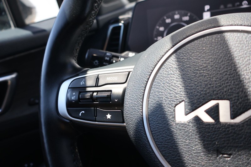 Kia Sportage Vehicle Full-screen Gallery Image 25