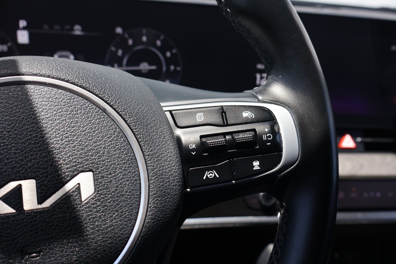 Kia Sportage Vehicle Full-screen Gallery Image 26