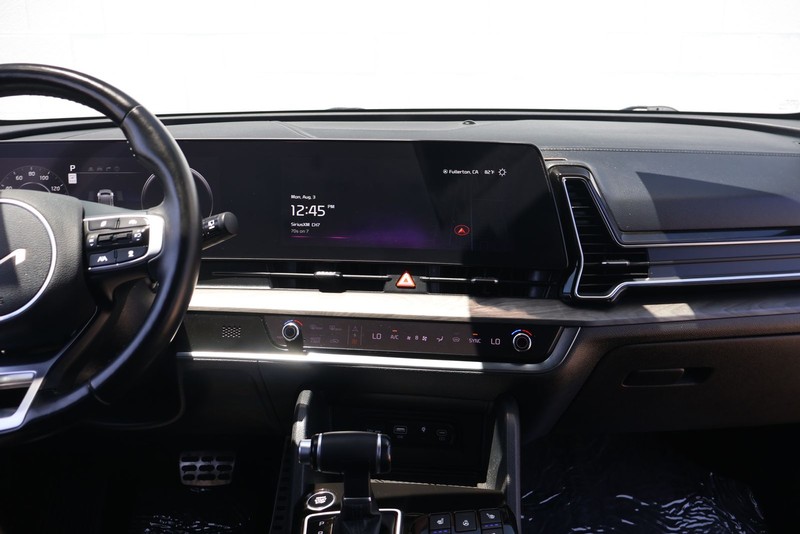 Kia Sportage Vehicle Full-screen Gallery Image 27