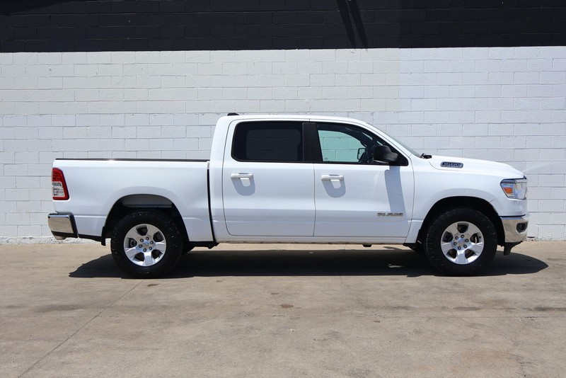 Ram 1500 Vehicle Full-screen Gallery Image 01