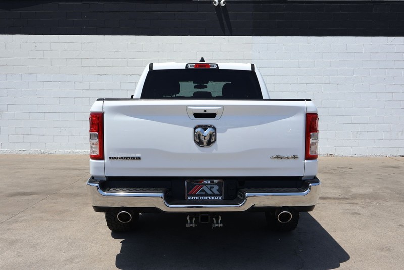 Ram 1500 Vehicle Full-screen Gallery Image 06