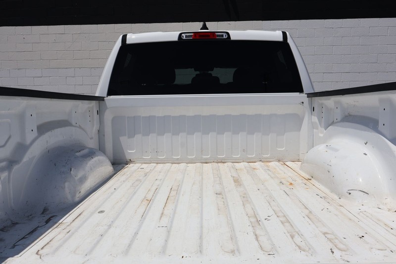 Ram 1500 Vehicle Full-screen Gallery Image 08