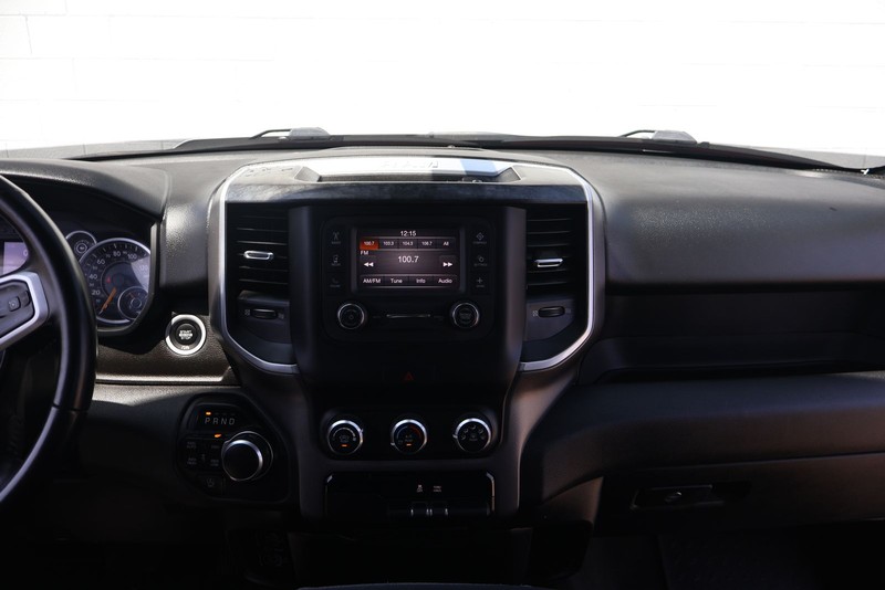 Ram 1500 Vehicle Full-screen Gallery Image 26