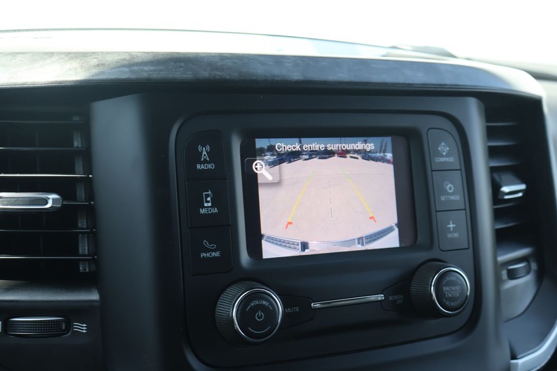 Ram 1500 Vehicle Full-screen Gallery Image 28