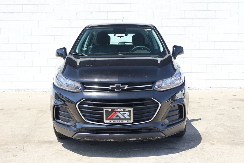 Chevrolet Trax Vehicle Full-screen Gallery Image 02