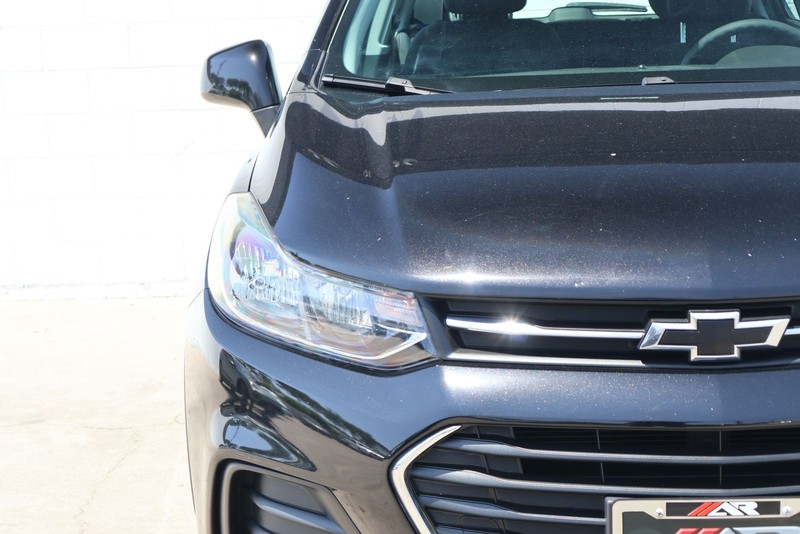 Chevrolet Trax Vehicle Full-screen Gallery Image 03