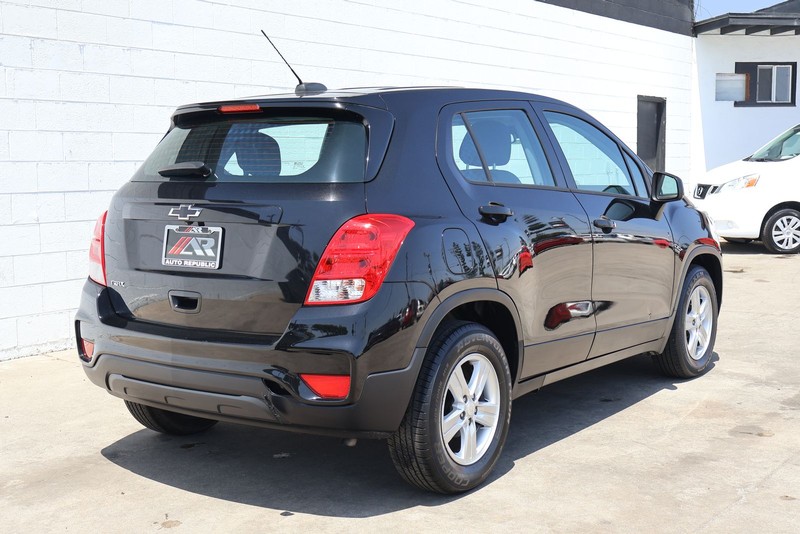 Chevrolet Trax Vehicle Full-screen Gallery Image 05
