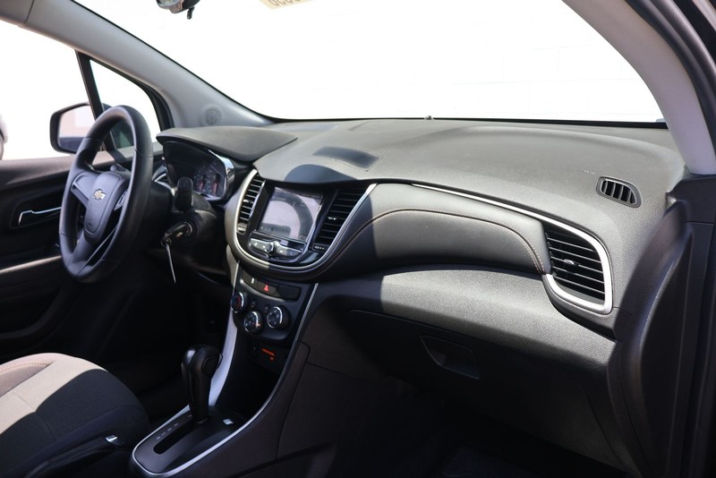 Chevrolet Trax Vehicle Full-screen Gallery Image 18