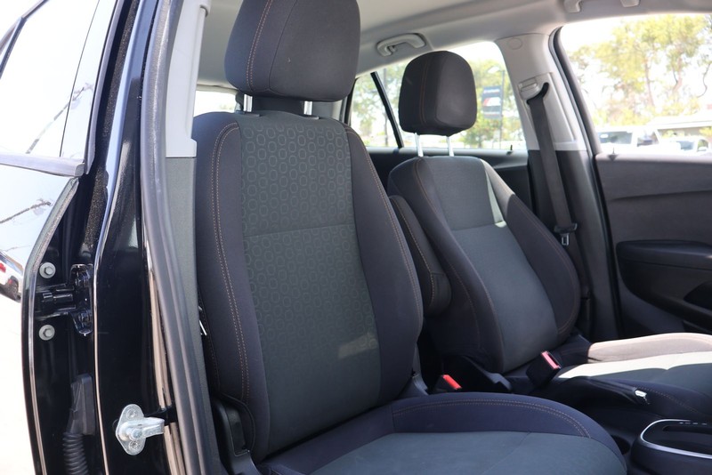 Chevrolet Trax Vehicle Full-screen Gallery Image 19