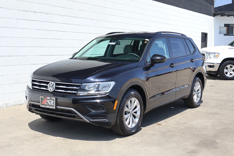 Volkswagen Tiguan Vehicle Full-screen Gallery Image 11