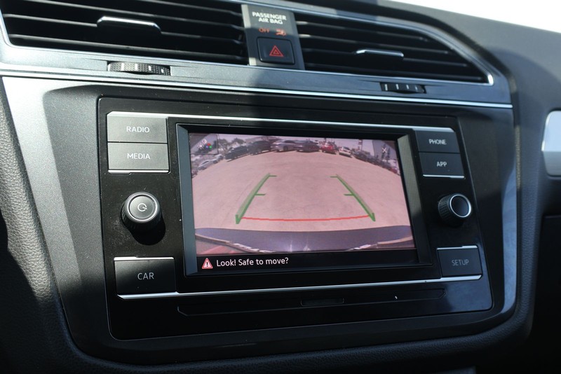Volkswagen Tiguan Vehicle Full-screen Gallery Image 29