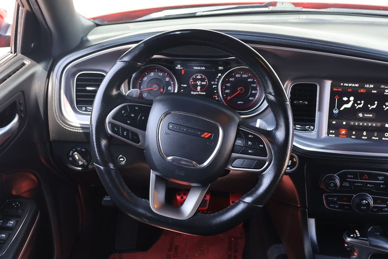 Dodge Charger Vehicle Full-screen Gallery Image 24