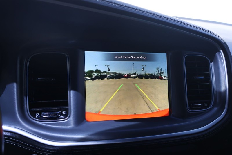 Dodge Charger Vehicle Full-screen Gallery Image 29