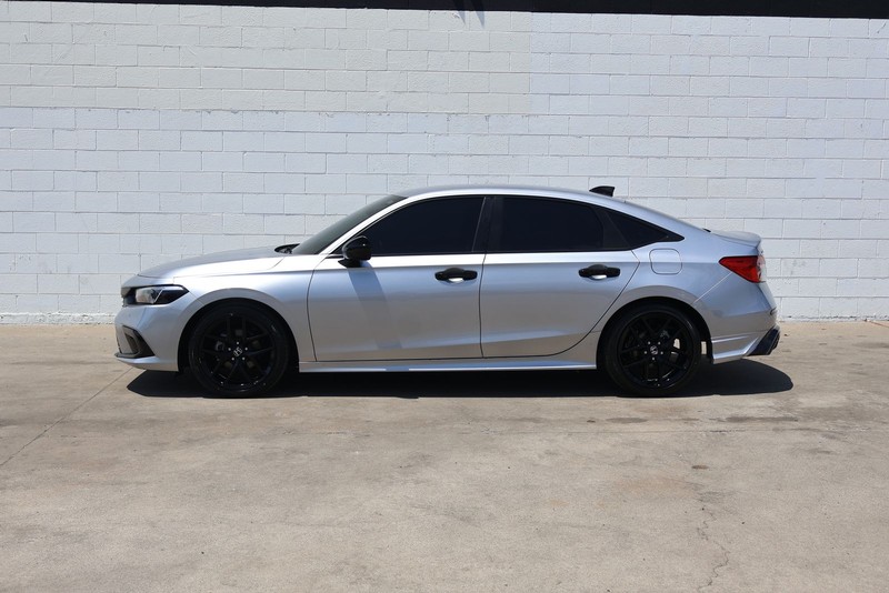 Honda Civic Sedan Vehicle Full-screen Gallery Image 10