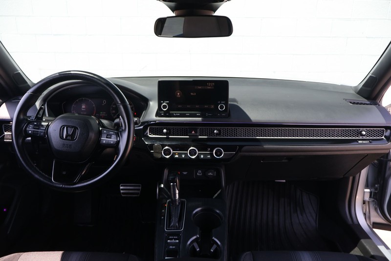 Honda Civic Sedan Vehicle Full-screen Gallery Image 21