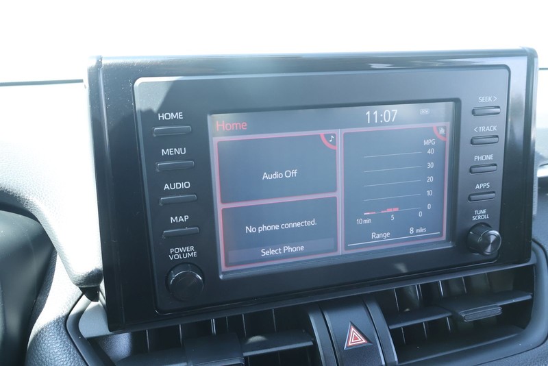 Toyota RAV4 Vehicle Full-screen Gallery Image 25