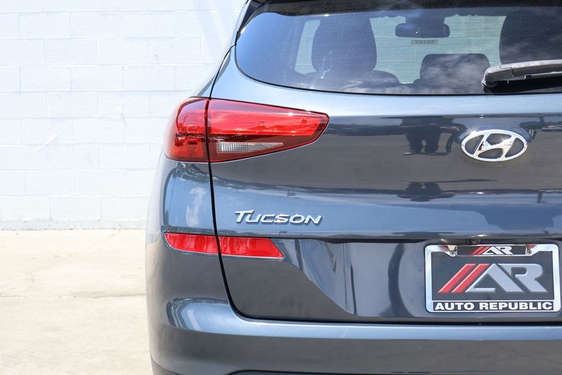 Hyundai Tucson Vehicle Full-screen Gallery Image 07